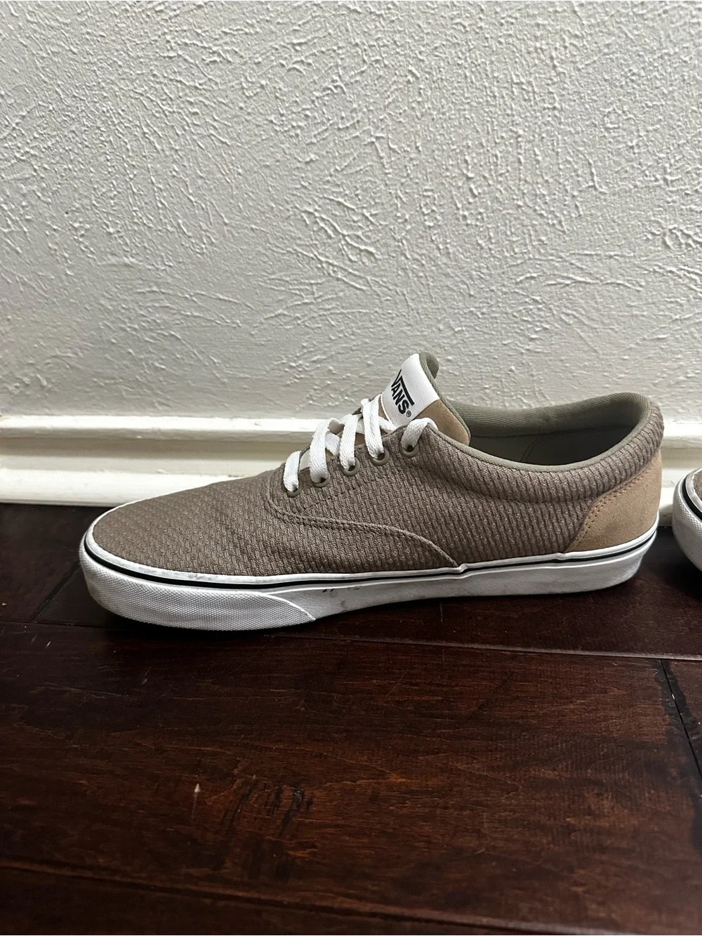 Vans Men’s Low-Top Sneakers in Taupe and White